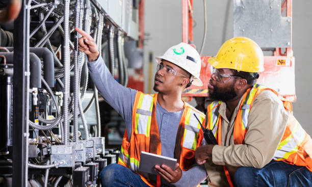 Best Affordable Electrician  in Myrtle Creek, OR